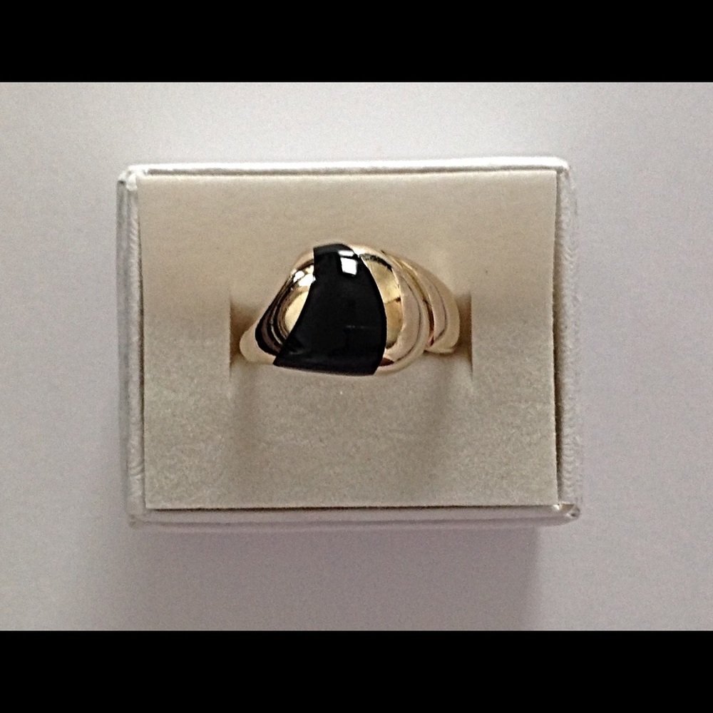**SOLD** ladies KABANA 14kt Yellow Gold Onyx ring.